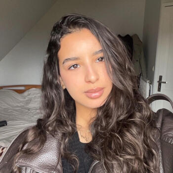 Babysitter in Rouen: Salma