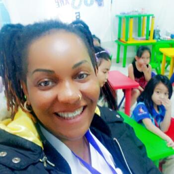 Baby-sitter in Charjah: Ziko
