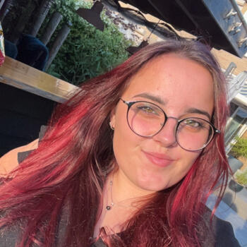 Babysitter in Oost-Souburg: Nina
