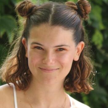 Babysitter in Carrières-sur-Seine: Cyane