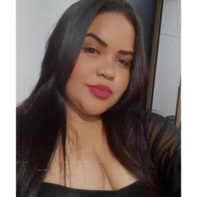 Babysitter in Niterói: Dagiane