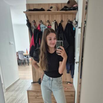 Babysitting job in Sosnowiec: babysitting job Dominika