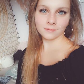 Baby-sitter in Nohanent: Manon