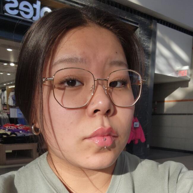 Babysitter in Hamilton: Keira