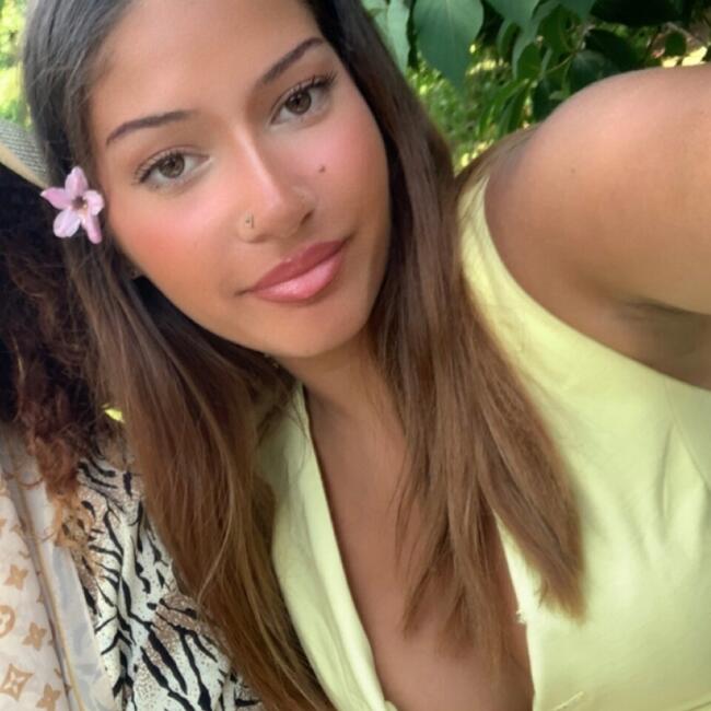 Babysitter in Nantes: Kheïra