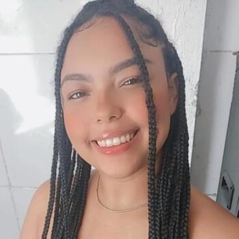 Babysitter in Salvador: Rebeca