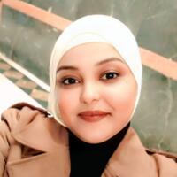 استاذه ياسمين