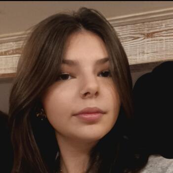 Baby-sitter Limony: Kiara