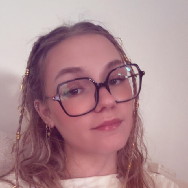 Babysitter in Tournai: Megane