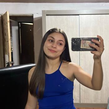 Babysitter in Montevideo: Lucia
