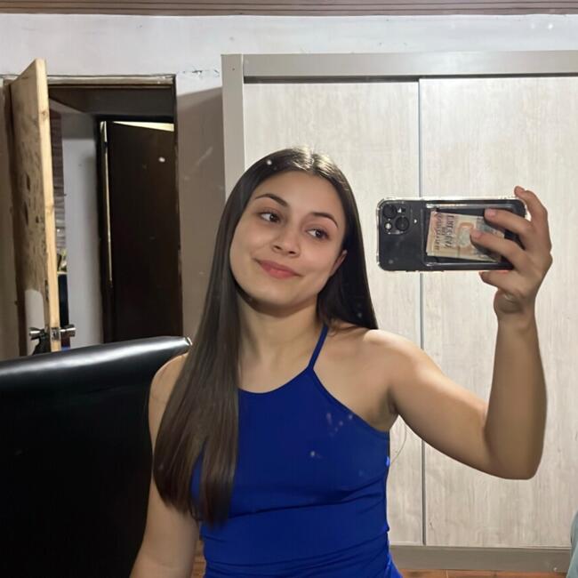 Babysitter in Montevideo: Lucia