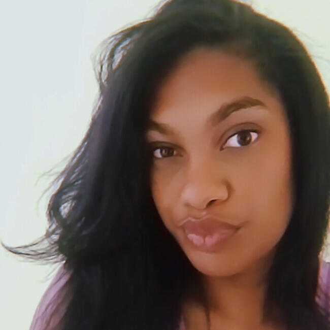 Babá em Lauro de Freitas: Gabriele