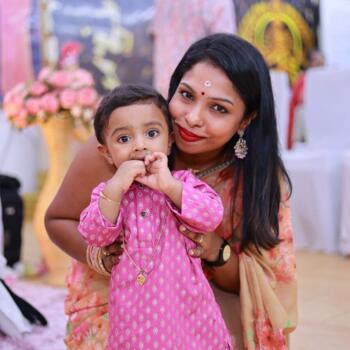 Babysitting job in Klang: babysitting job Shamini