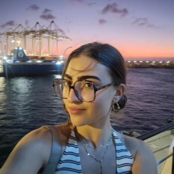 Babysitter in Saguenay: Sirine