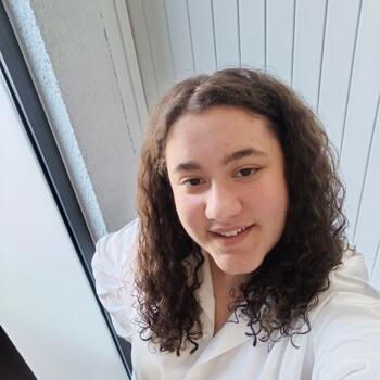 Babysitter Pont-Scorff: Maelys