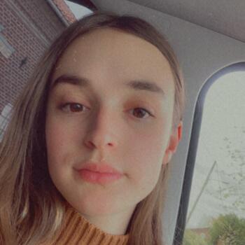 Babysitter in Aulnoy-lez-Valenciennes: Amandine