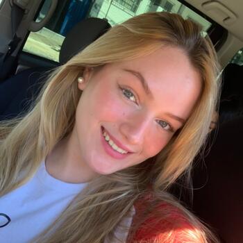 位於亞松森 的臨時保母: Stefani