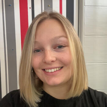 Babysitter in Nevers: Alexia