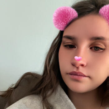 Babysitter Canberra: Valentina