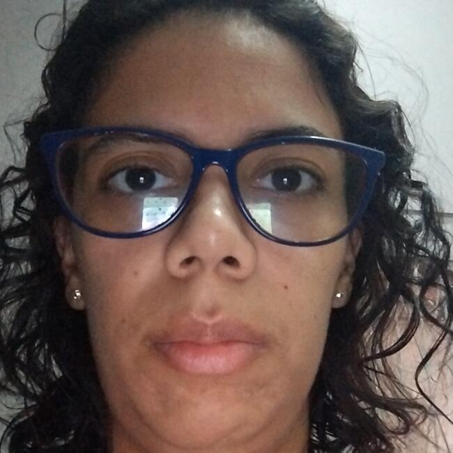 Babysitter in Manaus: Louise