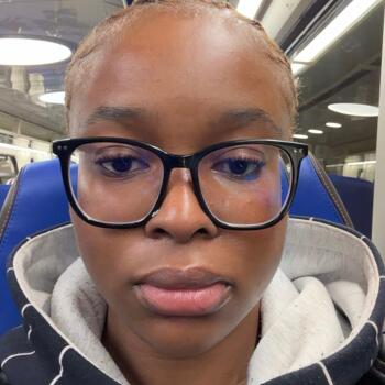 Nanny in Stockport: Vanessa