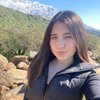 Babysitter in La Florida: Jazmin