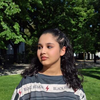 Babysitter a Fossombrone: Aya