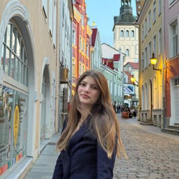 Babysitter in Berlin: İla Ber