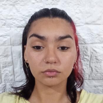 Babysitter in Tristán Suárez: Maira