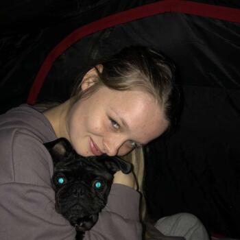 Babysitter in Stewarton: Tasha