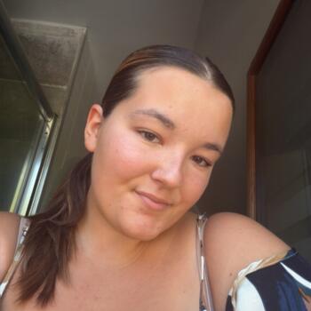 Babysitter in Thiais: Laura