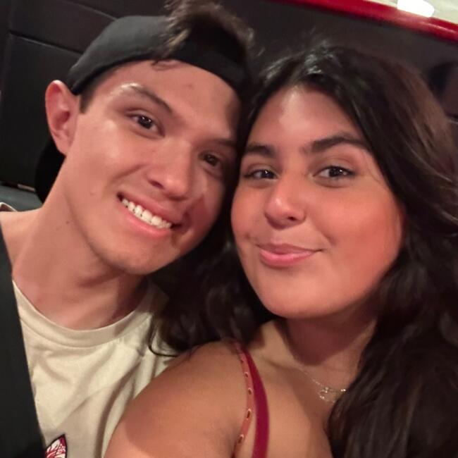 Babysitter in Santa Clarita: Andrea