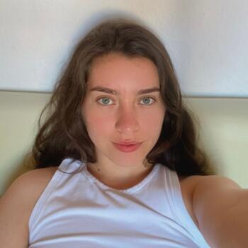 Canguro en Hospitalet de Llobregat: Analia