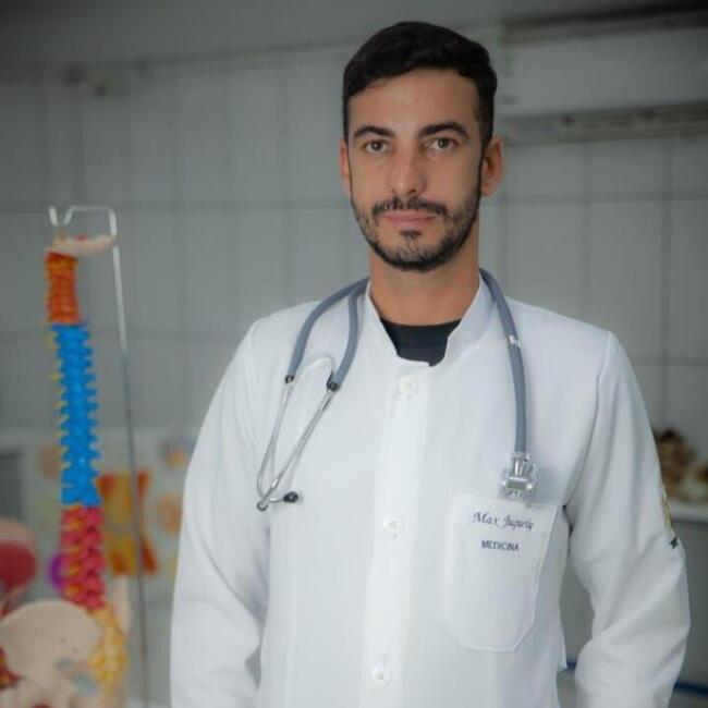 Babysitting job in Ponta Porã: Max