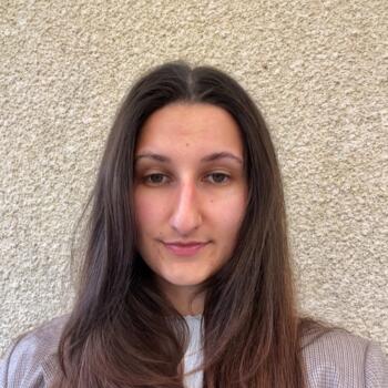 Baby-sitter Tours: Amélie