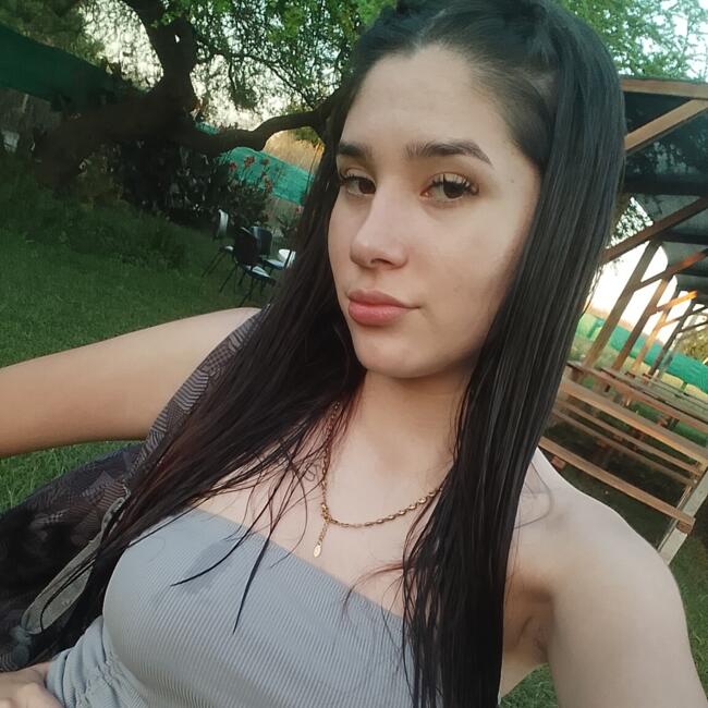 Babysitter in Morón: Valen