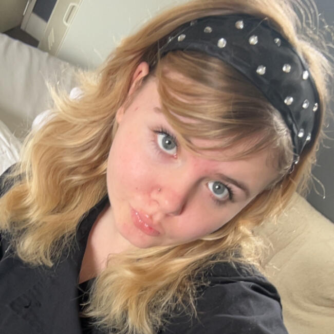 Babysitter in Halcombe: Rielli