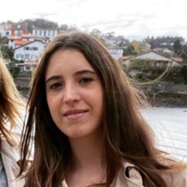 Niñera en Oviedo: Claudia