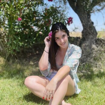 Babysitter em Almada: Sara