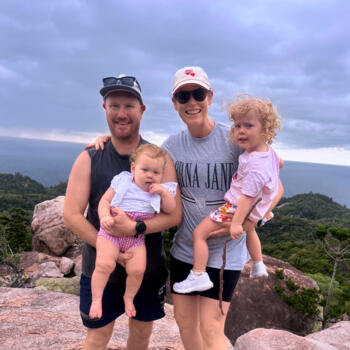 Babysitting job in Townsville: babysitting job Scott