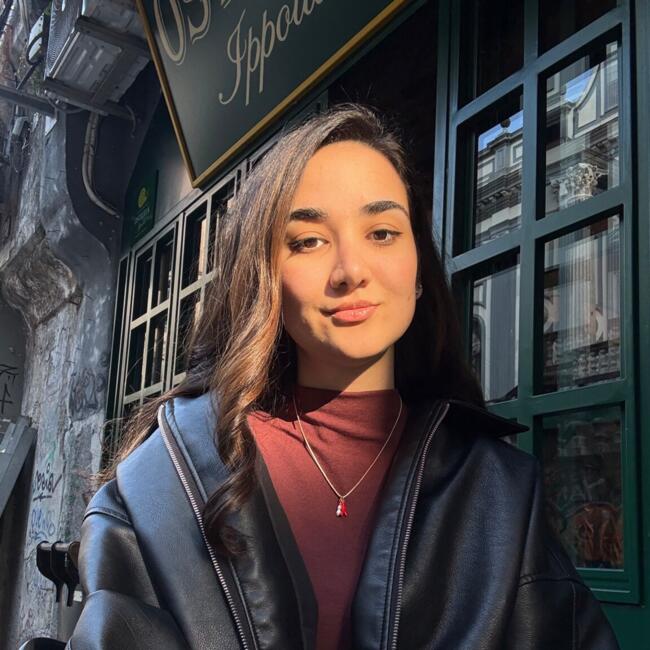 Babysitter in Naples: Maral