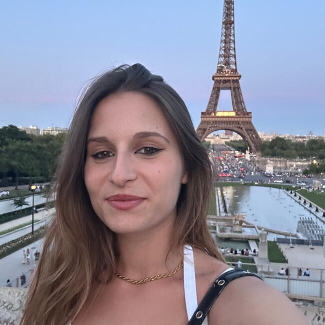 Babysitter a Roma: Ilaria