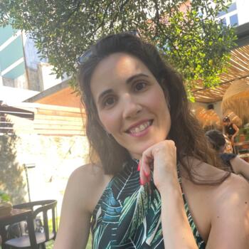 Babysitter in Maia: Mónica