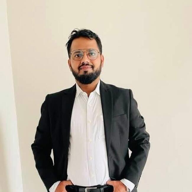 Babysitting job in Surat: Jageshwar Kumar