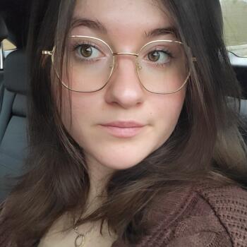 シェンゲン のベビーシッター: Liz