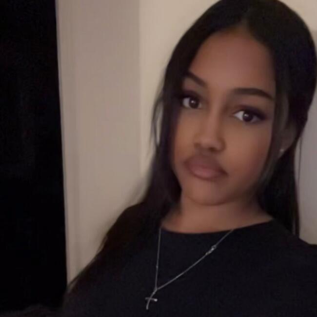 Babysitter in Évreux: Eva