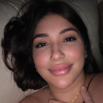 Nanny job in Sharjah city: babysitting job Mouna