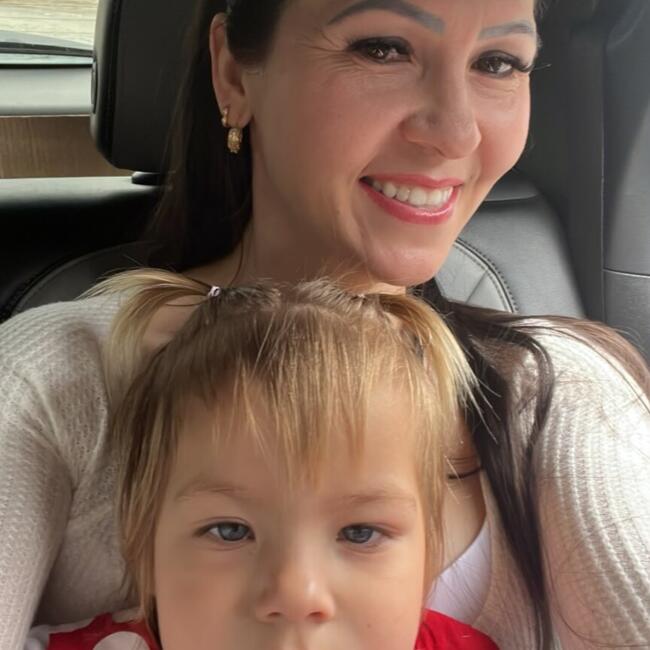 Babysitter in Blumenau: Débora balas