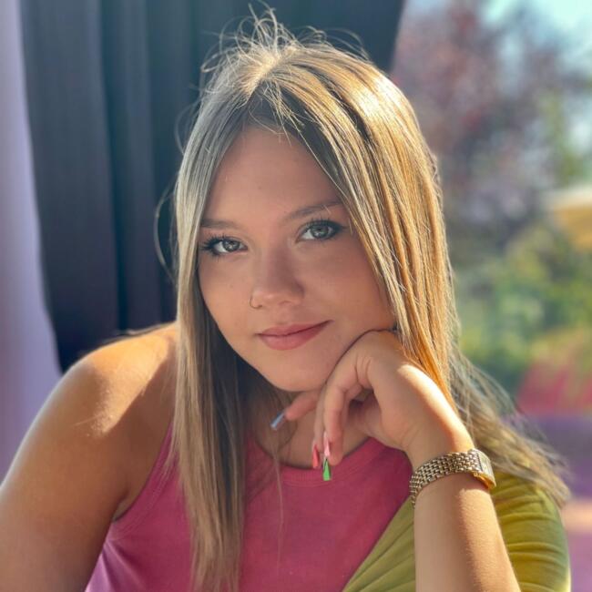 Babysitter in Castelli Calepio: Jasmina sophie