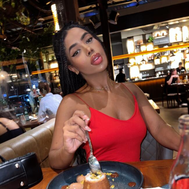 Babysitting job in Aracaju: Evelyn